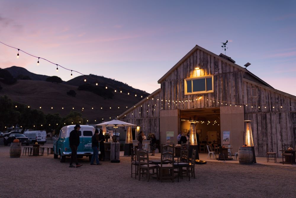 9 California Wineries Offering Outdoor Venues for Group Gatherings
